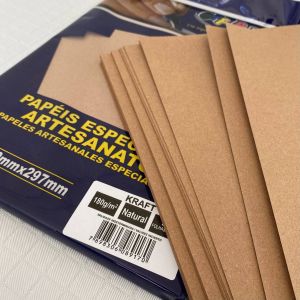 Papel Kraft Natural A4 180G 10F usapel 